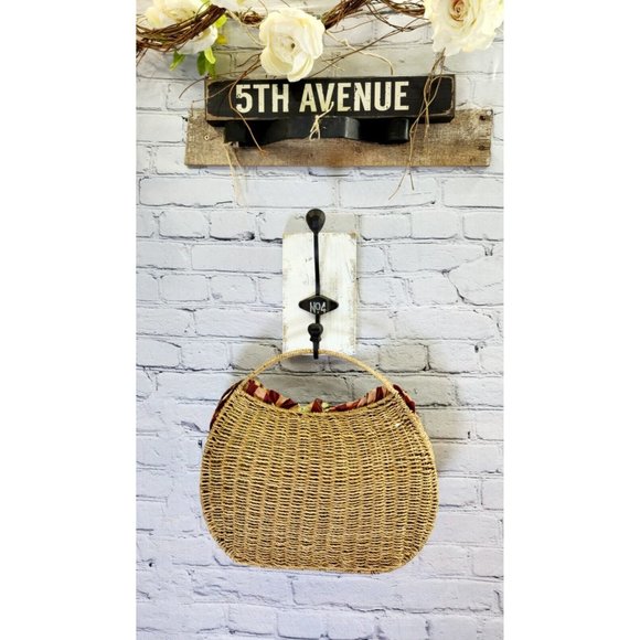 Vintage Handmade Lantern Moon Woven Straw/Seagrass Bag Excellent Condition!! - Picture 3 of 3